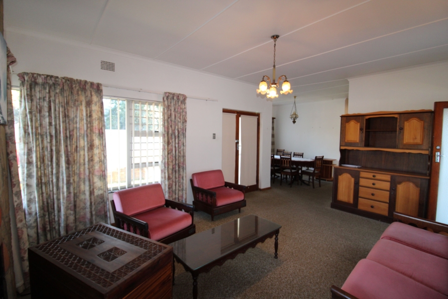 To Let 3 Bedroom Property for Rent in Lochnerhof Western Cape
